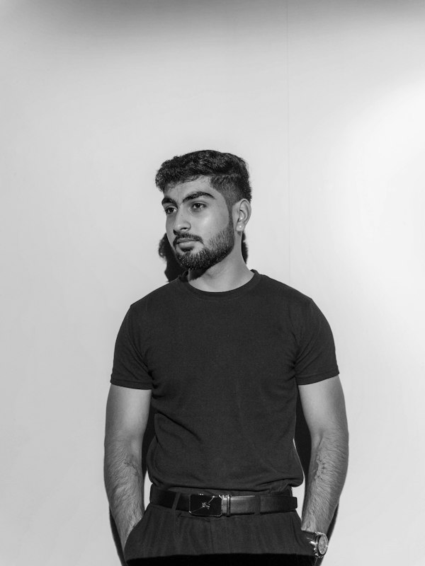 Essential Black Tee